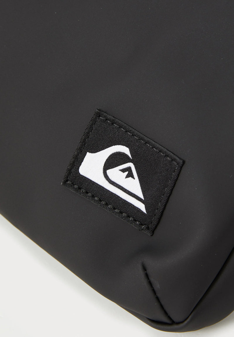 Load image into Gallery viewer, Quiksilver Unisex Corrosion Bag Black EQYBT03042-KVD0
