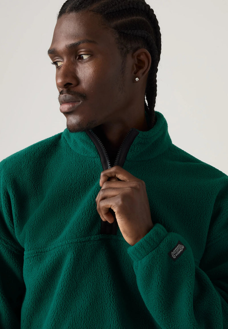 Load image into Gallery viewer, Levi's Men's Redwood Half Zip Fleece Ponderosa Pine Green 00844M0001
