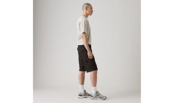Load image into Gallery viewer, Levi's Men's Carrier Cargo Shorts Black 001KG0011
