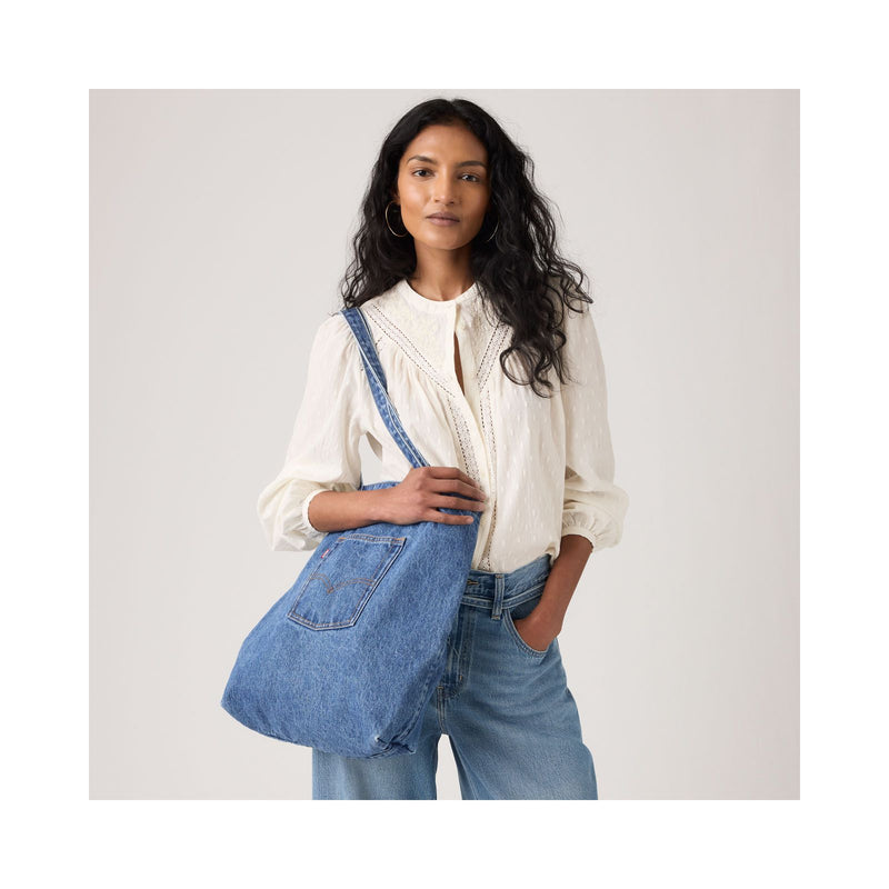 Load image into Gallery viewer, Levi's Women's Tote Bag Ocean Indigo Wash 005FV0000
