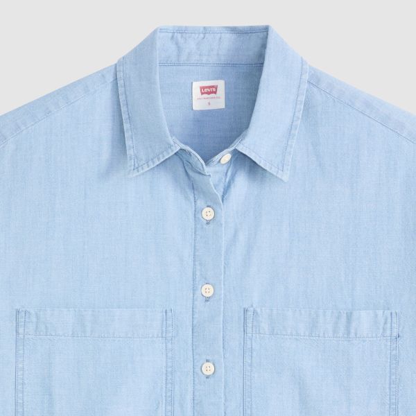 Load image into Gallery viewer, Levi's Women's Harlie Short Sleeve Cropped Shirt Blue 003QI0000
