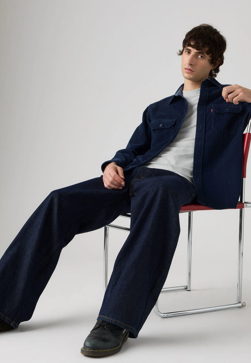 Load image into Gallery viewer, Levi's Men's Classic Relaxed Corduroy Worker Shirt Navy Blazer 195870419
