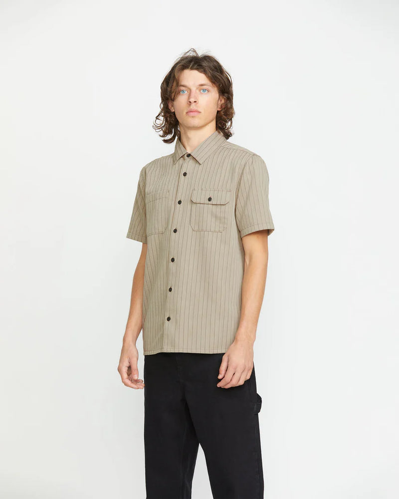 Load image into Gallery viewer, Volcom Men&#39;s Trade Stone Shirt Light Khaki A0412502_LKH
