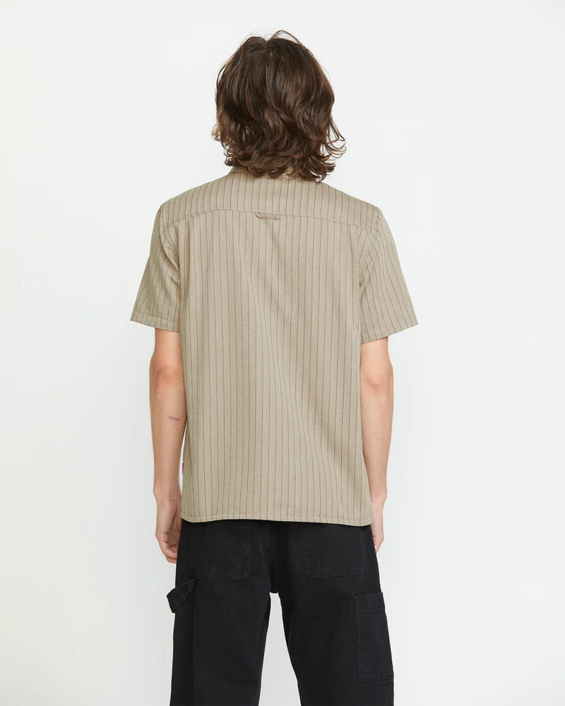 Load image into Gallery viewer, Volcom Men&#39;s Trade Stone Shirt Light Khaki A0412502_LKH
