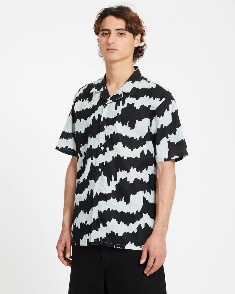 Load image into Gallery viewer, Volcom Men&#39;s Short Sleeve Multifarious Shirt Carolina Blue A0412515_CNA
