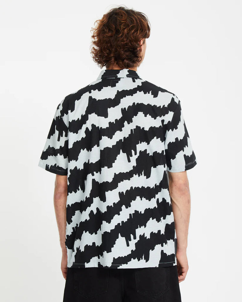 Load image into Gallery viewer, Volcom Men&#39;s Short Sleeve Multifarious Shirt Carolina Blue A0412515_CNA

