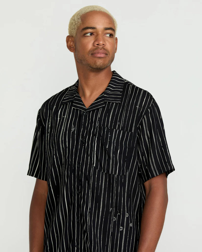 Load image into Gallery viewer, Volcom Men&#39;s Mistostone Shirt Black White A0422501_BWH
