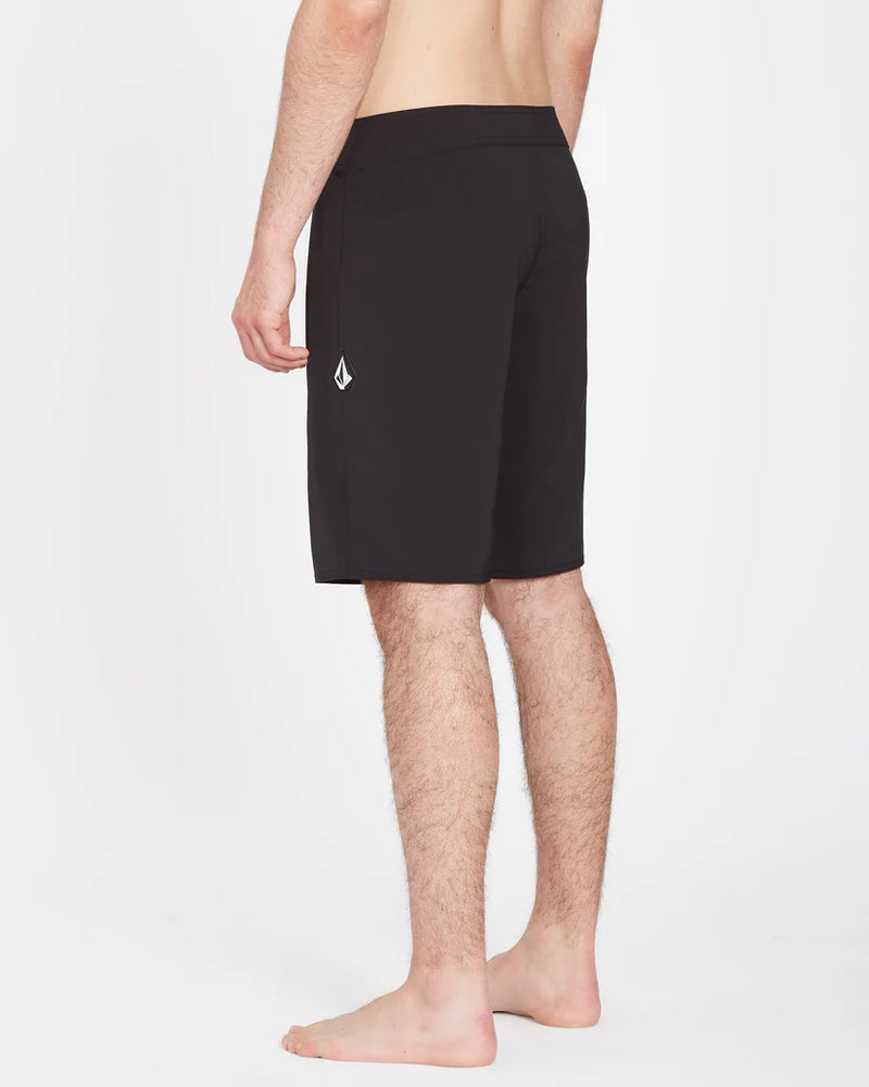 Load image into Gallery viewer, Volcom Men&#39;s Lido Solid Mod 20&quot; Boardshorts Black A0812415_BLK
