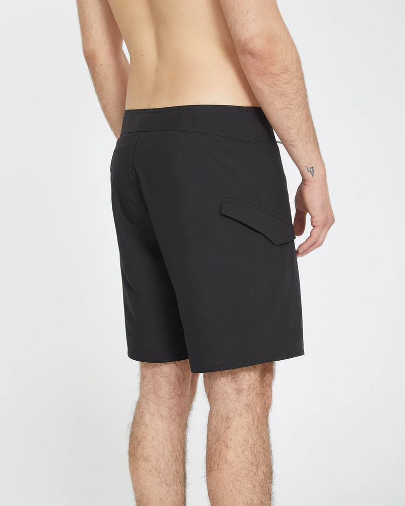 Load image into Gallery viewer, Volcom Men&#39;s Lido Solid Mod 18&quot; Boardshorts Black A0812416_BLK
