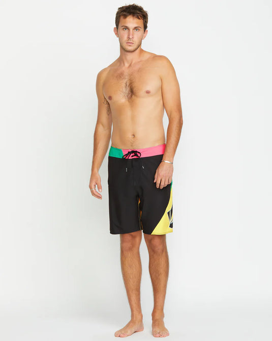 Volcom Men's Vee Bee Mod 20" Boardshorts Black A0812505_BLK