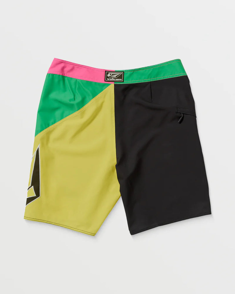 Load image into Gallery viewer, Volcom Men&#39;s Vee Bee Mod 20&quot; Boardshorts Black A0812505_BLK
