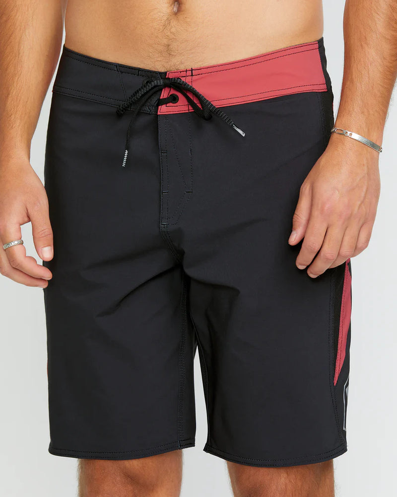 Load image into Gallery viewer, Volcom Men&#39;s J Robinson Mod 20&quot; Boardshorts Black A0812513_BLK
