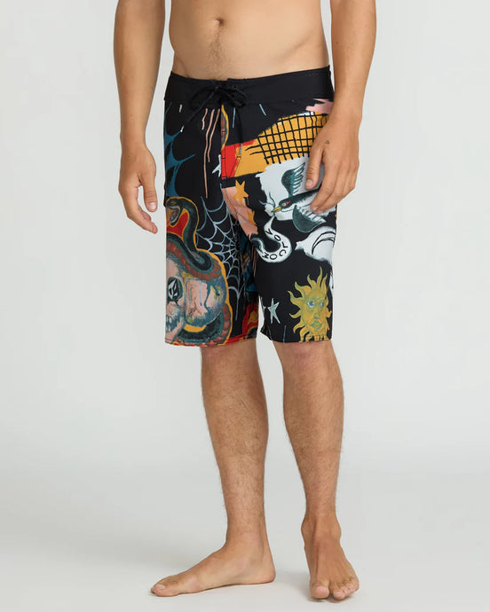 Volcom Men's Seth Conboy Mod 20'' Boardshorts Black A0822505_BLK