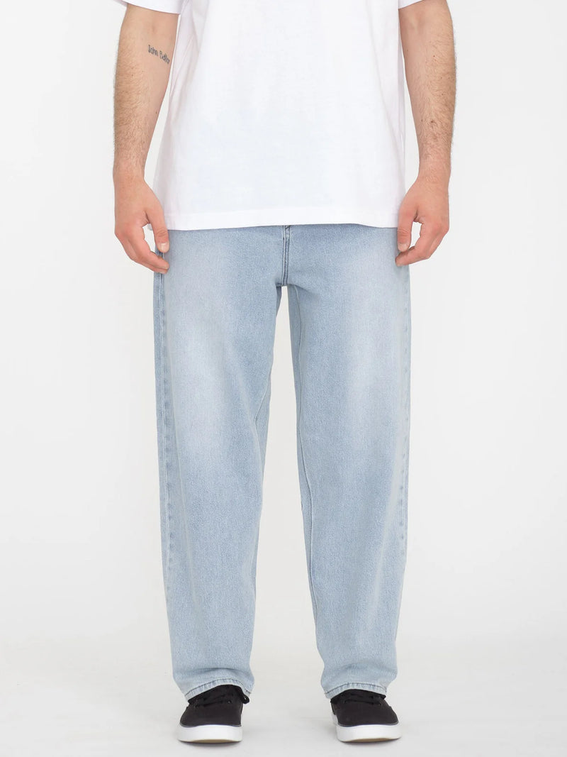 Load image into Gallery viewer, Volcom Men&#39;s Freazy Loose Jeans Desert Dirt Indigo A1912450_DDN
