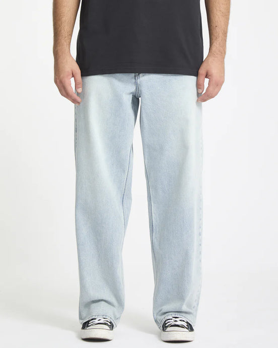 Volcom Men's Billow Jeans Desert Dirt Indigo A1932205_DDN
