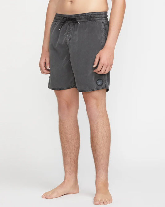 Volcom Men's Center Trunk 17" Boardshorts Black A2532404_BLK