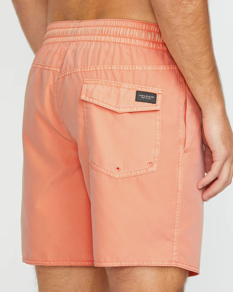 Load image into Gallery viewer, Volcom Men&#39;s Center Trunk 17&quot; Boardshorts Pale Peach A2532404_PCH
