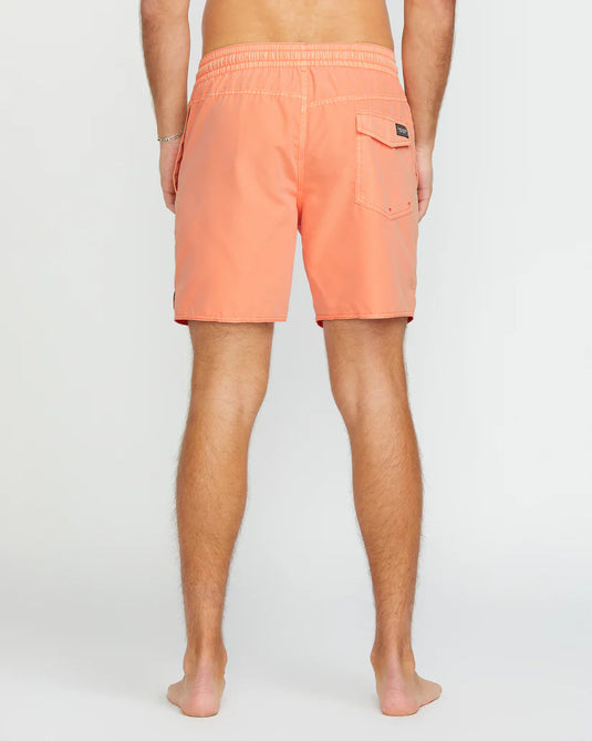 Volcom Men's Center Trunk 17