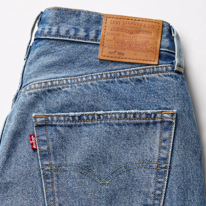 Load image into Gallery viewer, Levi's Women's 501® 90s Ankle Pants Med Indigo A91500002
