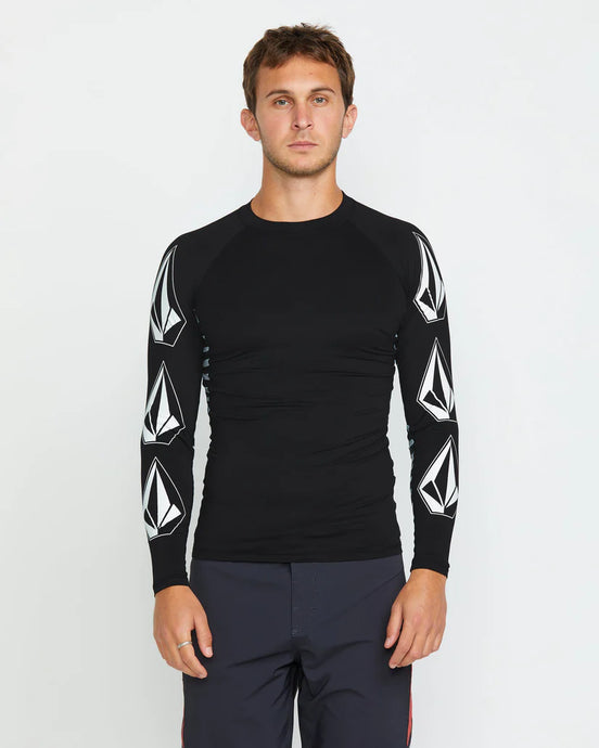 Volcom Men's Surf Vitals J Robinson Rashguard Black A9312504_BLK