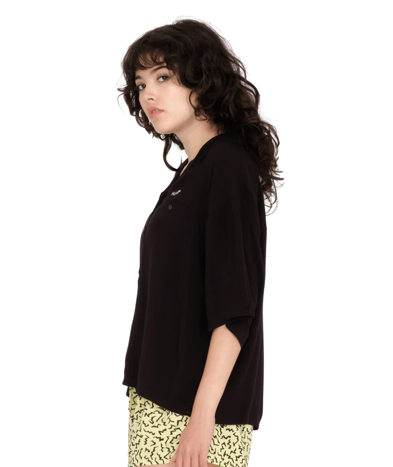 Load image into Gallery viewer, Volcom Women&#39;s Servistone Shirt Black B0412408_BLK
