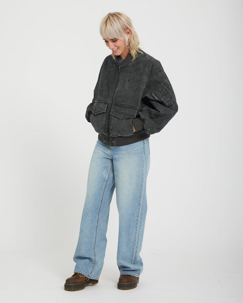 Load image into Gallery viewer, Volcom Women's Workestra Bomber Jacket Rinsed Black B1732606-RIB
