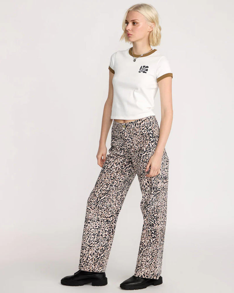 Load image into Gallery viewer, Volcom Women&#39;s Stoned Boyfriend Lowrise Jeans Animal Print B1932503_ANM
