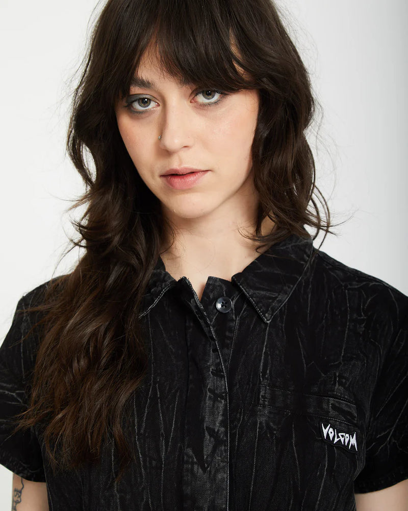 Load image into Gallery viewer, Volcom Women&#39;s Asphalt Romper Black Marble Wash B2812402_BLM
