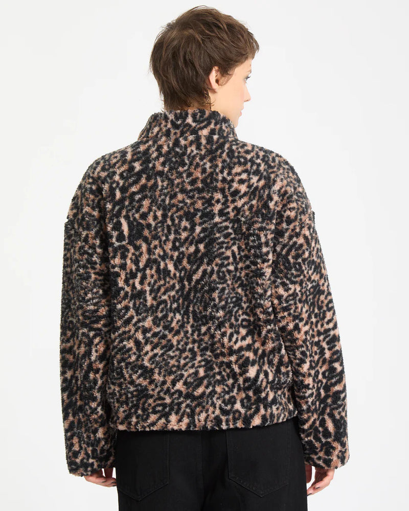 Load image into Gallery viewer, Volcom Women&#39;s Wylding Out Zip Sherpa Fleece Animal Print B4832502-ANM
