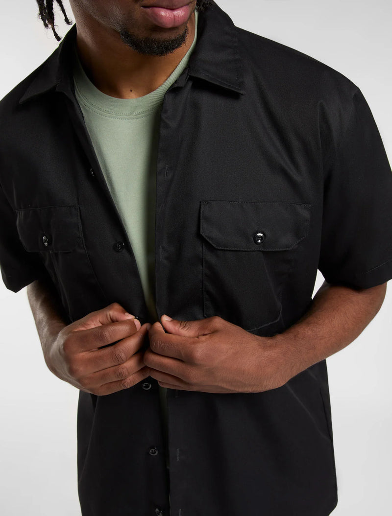 Load image into Gallery viewer, Dickies Men's Short Sleeve Work Shirt Black DK0A4XK7BLK
