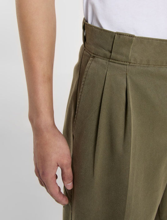 Dickies Men's Unionville 13 Inch Work Shorts Military Green DK0A4Z83MGR