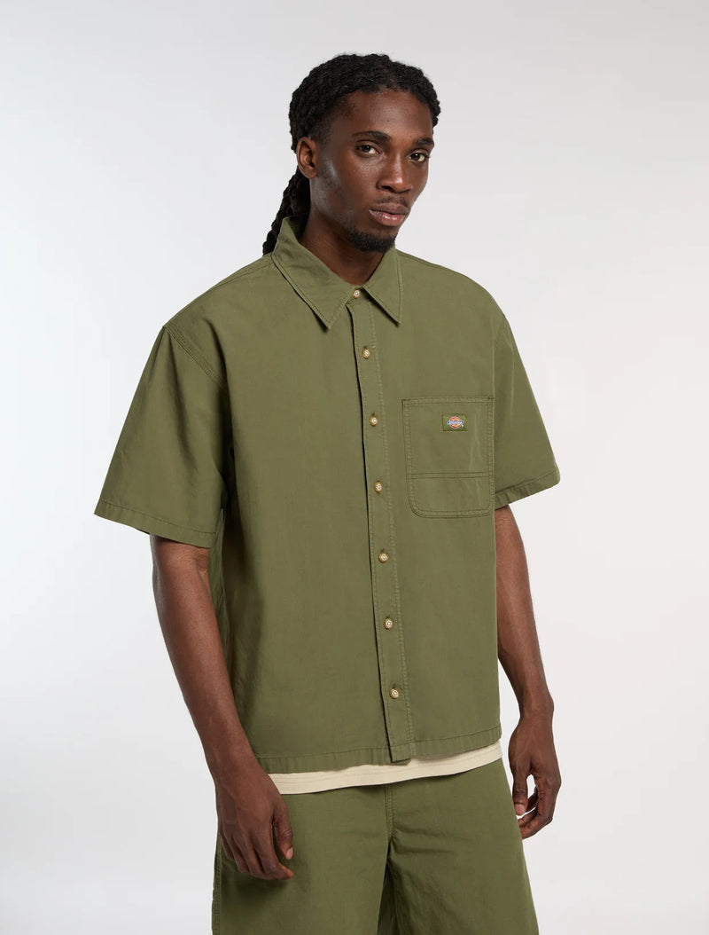 Load image into Gallery viewer, Dickies Men's Vernal Short Sleeve Shirt Cypress DK0A88O8K72
