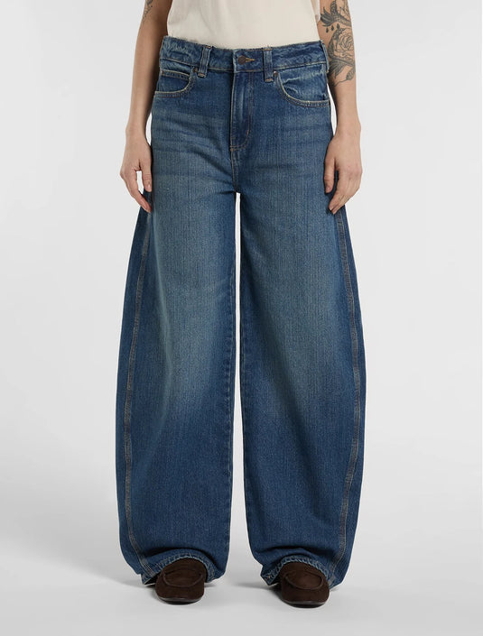 Dickies Women's Maricopa Low Waist Barrel Jeans Mid Blufad Wash DK0A8C2IL891