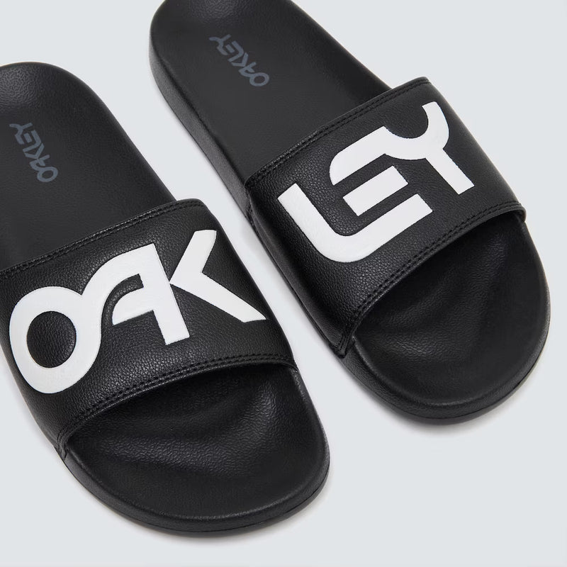 Load image into Gallery viewer, Oakley Men&#39;s B1B Slide 2.0 Blackout FOF100424-02E
