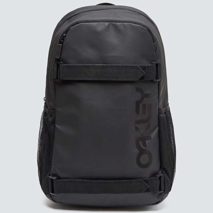 Oakley Men's The Freshman Skate Backpack Blackout FOS901202-02E