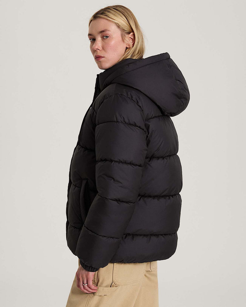 Load image into Gallery viewer, Vans Women's Hillgate Regular Length Puffer Black VN00101QBLK
