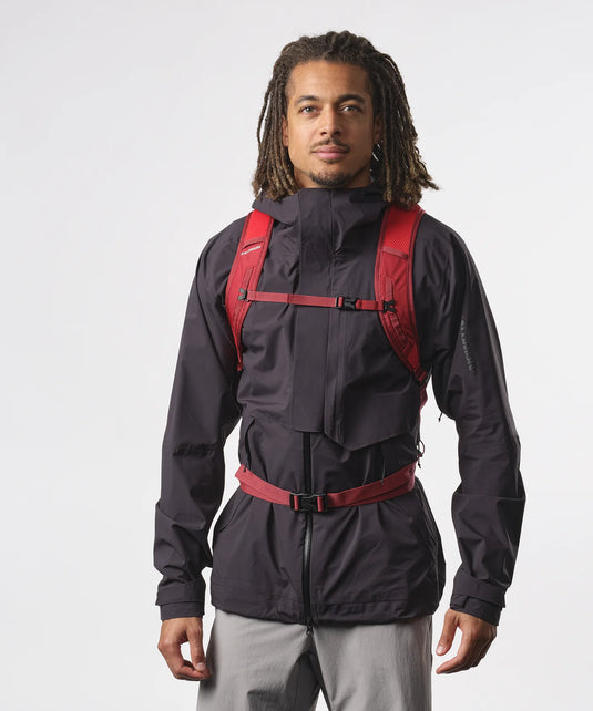 Salomon Unisex Trailblazer 10L Hiking Bag Red Dahlia/High Risk Red LC2183600