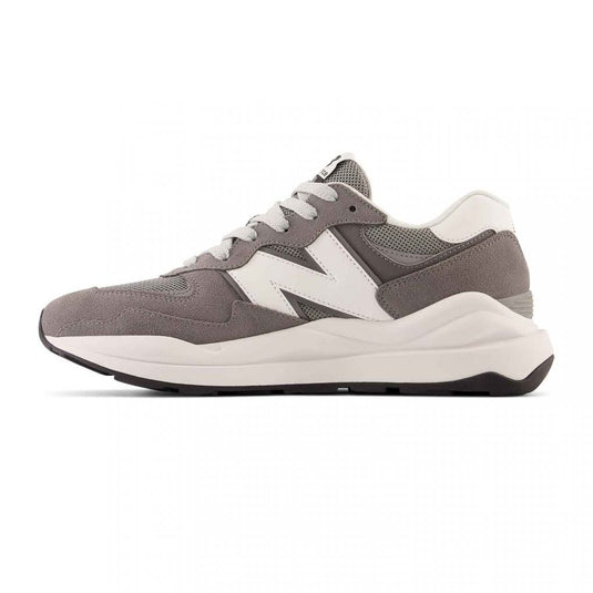 New Balance Men's 57/40 Shoes Grey M5740VPB