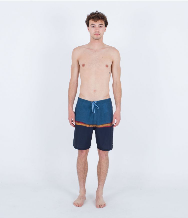 Load image into Gallery viewer, Hurley Men&#39;s Weekender 20&quot; Boardshorts Armored Navy MBS0011900-H411
