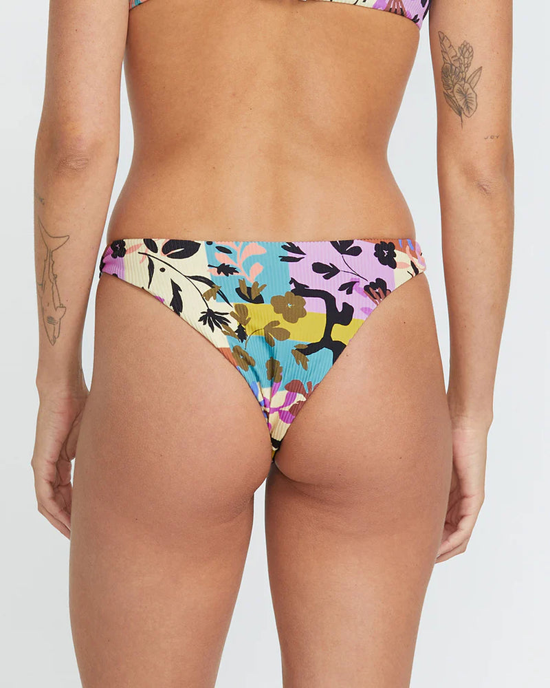 Load image into Gallery viewer, Volcom Women&#39;s Rrairie Punk Knotted Teeny Bikini Bottom Multi O2312510_MLT
