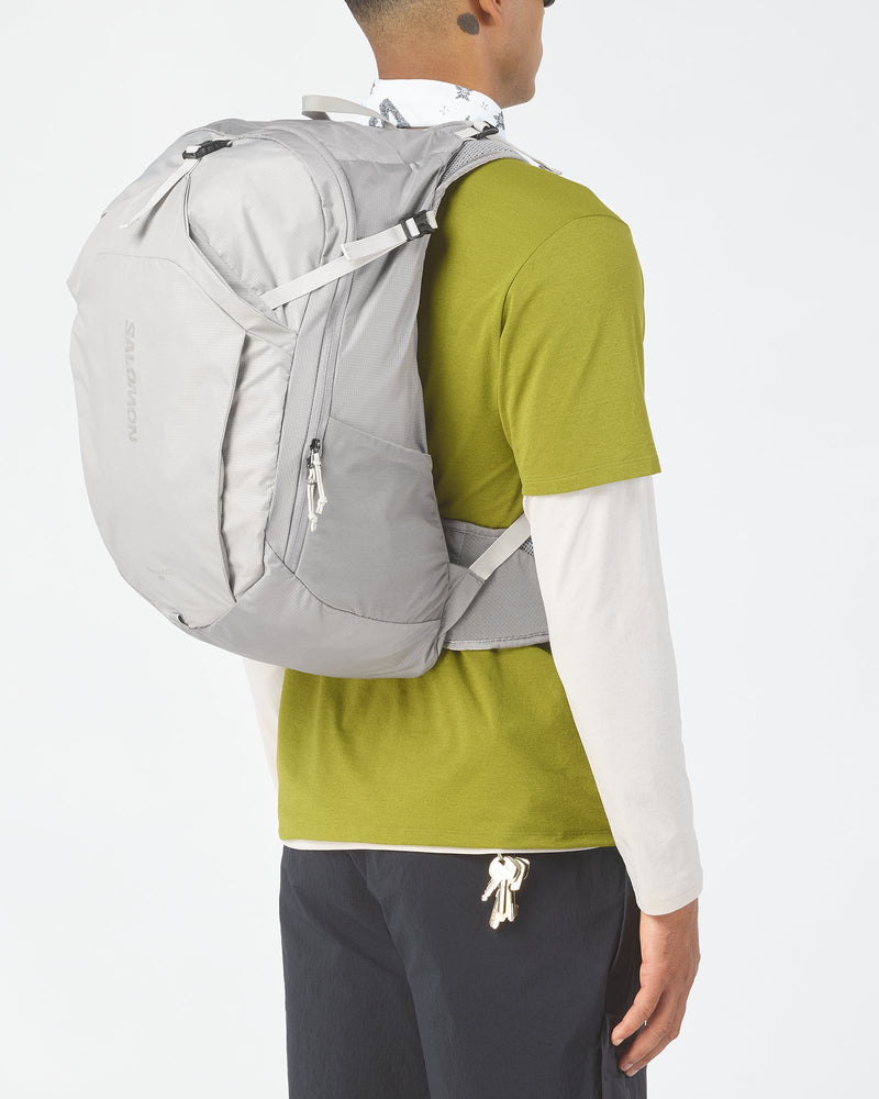 Load image into Gallery viewer, Salomon Unisex Trailblazer 30L Hiking Bag Cloudburst/Paloma/Silver Cloud LC2856100
