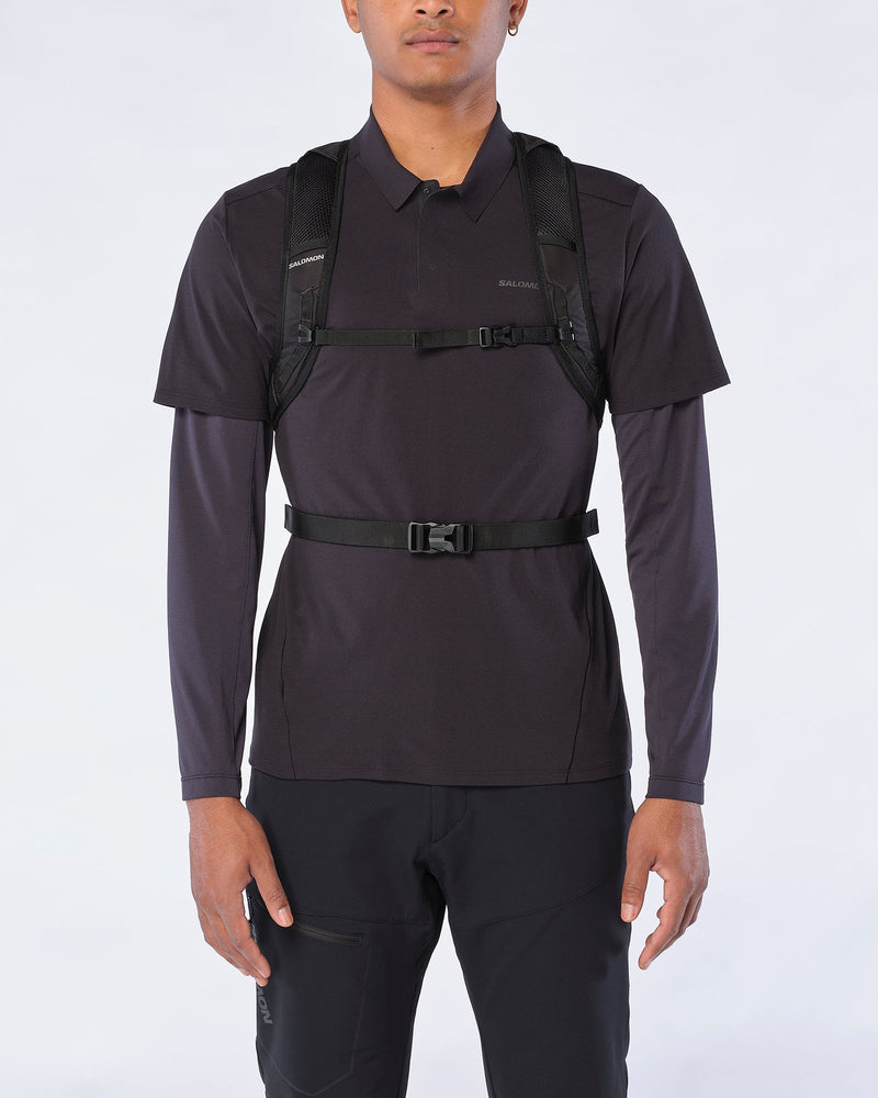 Load image into Gallery viewer, Salomon Unisex Trailblazer 10L Hiking Bag Black Alloy LC2182900
