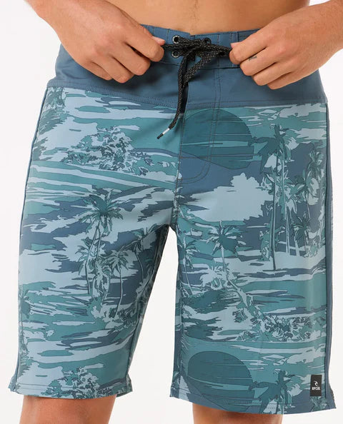 Rip Curl Men's Mirage Mason Barrel Killa Swimwear Pine Night 0BGMBO_2213