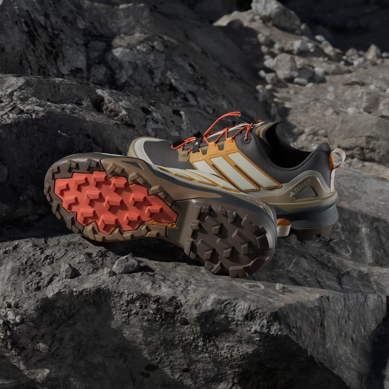 Load image into Gallery viewer, Adidas Terrex Men's Skychaser GORE-TEX Hiking Shoes Carbon/Off White/Pure Tangerine JR3987
