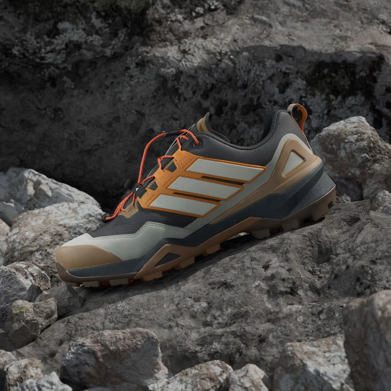 Load image into Gallery viewer, Adidas Terrex Men's Skychaser GORE-TEX Hiking Shoes Carbon/Off White/Pure Tangerine JR3987
