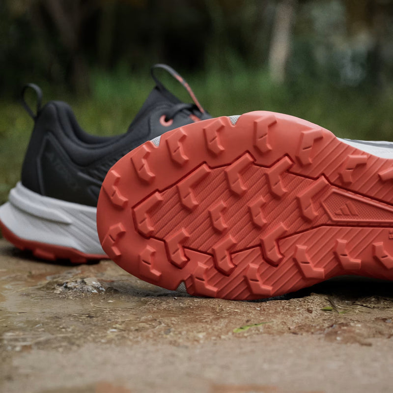 Load image into Gallery viewer, Adidas Terrex Men's Tracefinder Trail Running Shoes Core Black/Grey One/Semi Impact Orange JR9136
