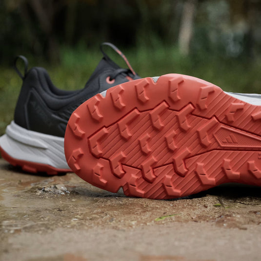 Adidas Terrex Men's Tracefinder Trail Running Shoes Core Black/Grey One/Semi Impact Orange JR9136