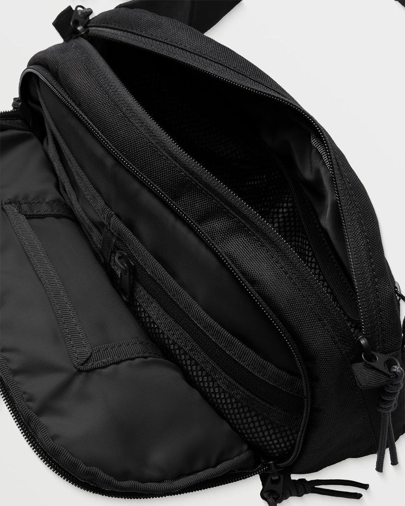 Load image into Gallery viewer, Volcom Men&#39;s Waisted Pack Bag Black VMXX09YMEW_BLK
