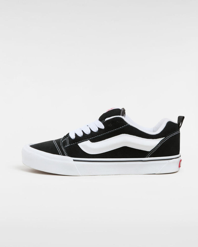 Load image into Gallery viewer, Vans Unisex Knu Skool Shoes Black/True White VN0009QC6BT

