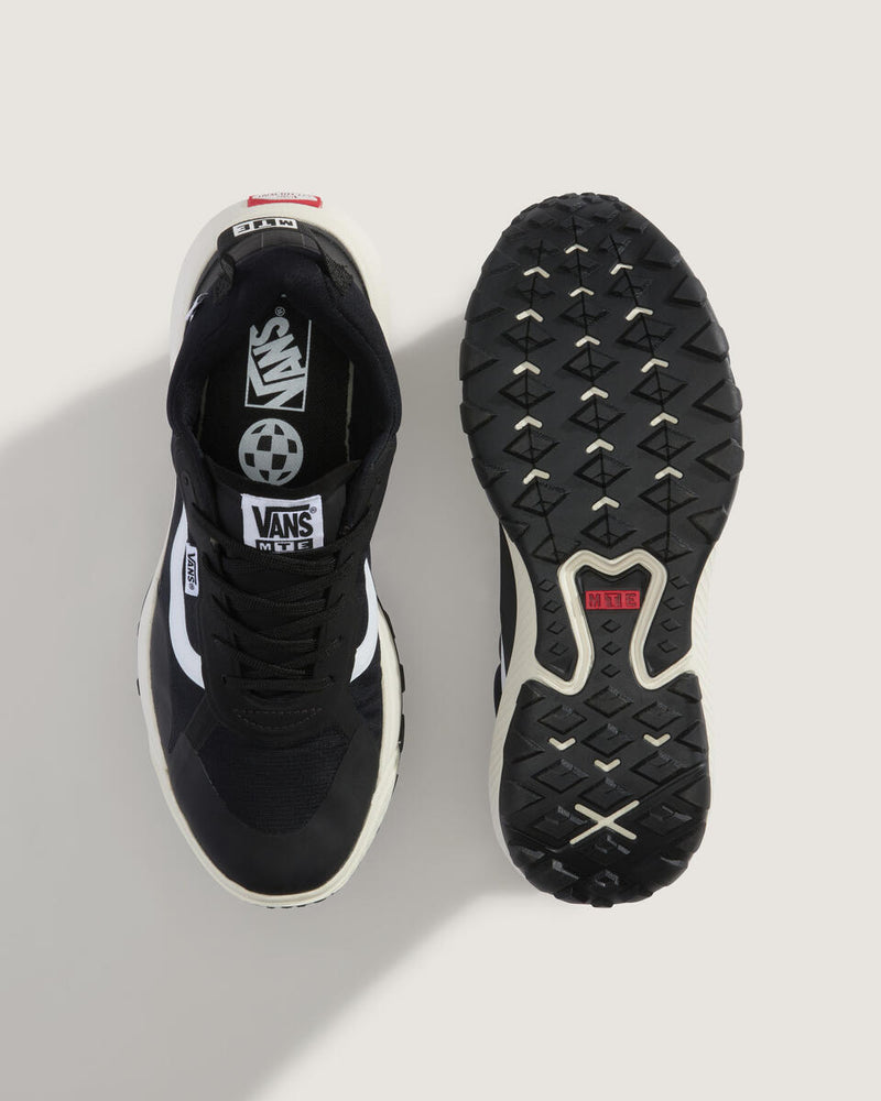 Load image into Gallery viewer, Vans Unisex MTE Crosspath Shoes Black/White VN000CVUBA2
